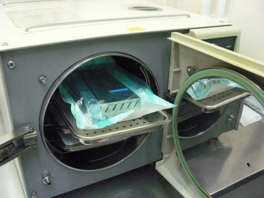 In the TsOMiD, equipment for sterilizing medical instruments and materials is breaking down