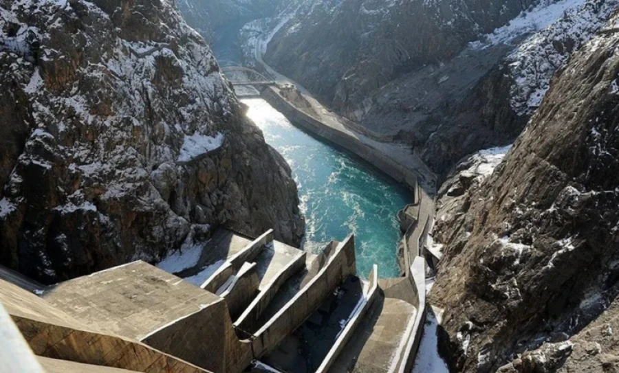 Токтогул суу сактагычы - суу азайды, өкмөт электр энергиясынын чектерин сактоону талап кылды