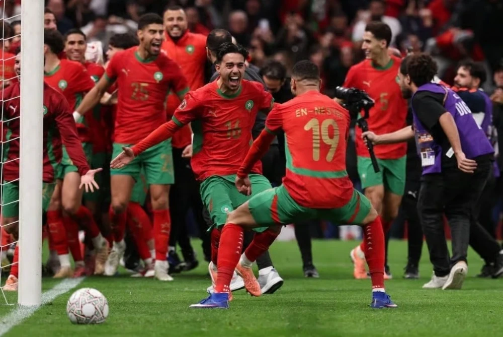 Марокко Нигерияны пенальти менен утуп, Африка Кубогунун финалына чыкты