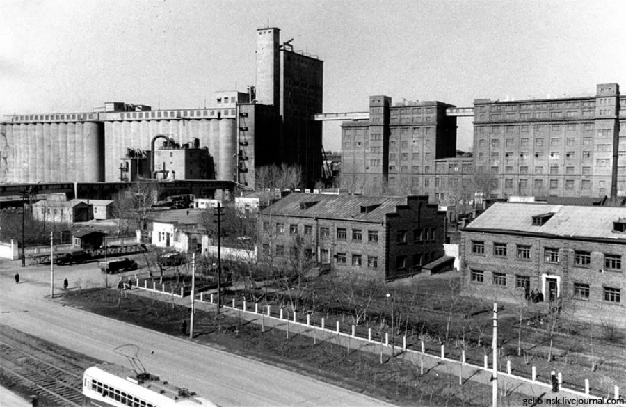 What to Build in Bishkek: Apartments or Factories?