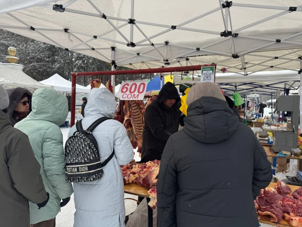 In Bishkek, a food fair is taking place at the Old Square