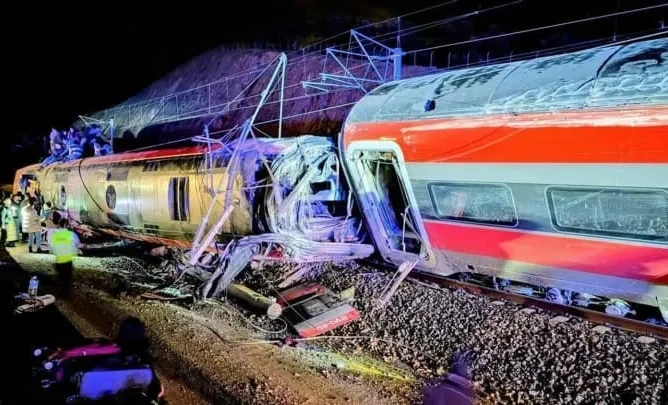 In Spain, two high-speed trains derailed