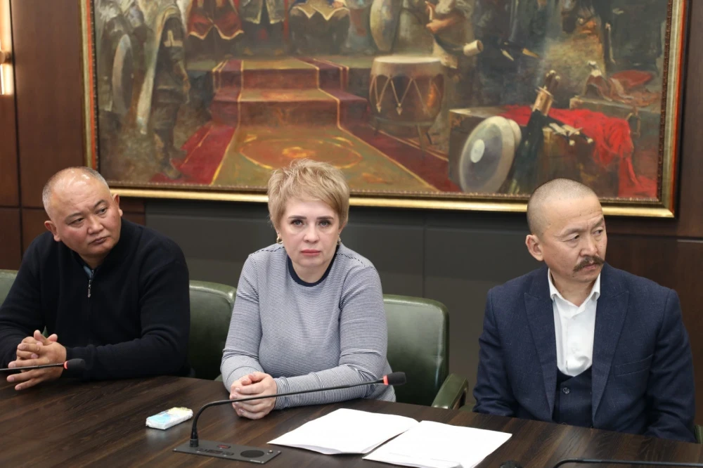 The head of the GKNB met with victims of the actions of the detained owner of the pawnshop network