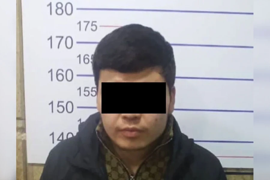 In Bishkek, a passerby intervened to help a woman being beaten by her husband and was stabbed in the shoulder.