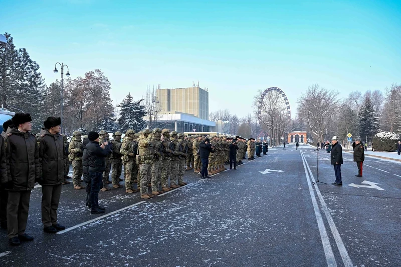 Военнослужащим в Кыргызстане в ближайшее время предоставят более 900 квартир