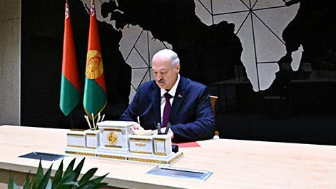 Лукашенко подписал документ о присоединении Беларуси к «Совету мира» Трампа