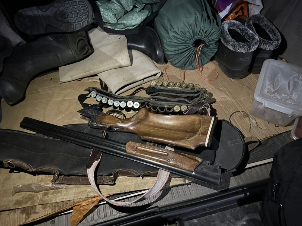 Бишкекте "Арсенал" операциясы учурунда курал жана патрондор алынды