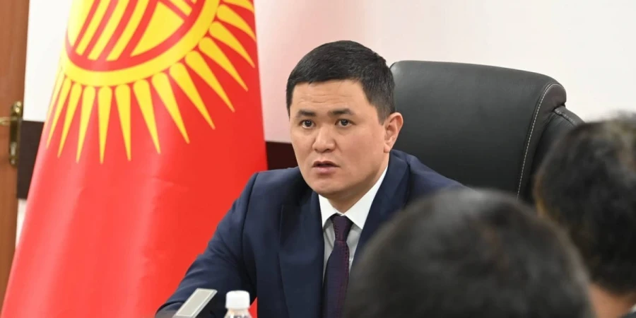 In the Ministry of Construction, salaries range from 150,000 to 500,000 soms - comment by Nurdana Oruntaeva