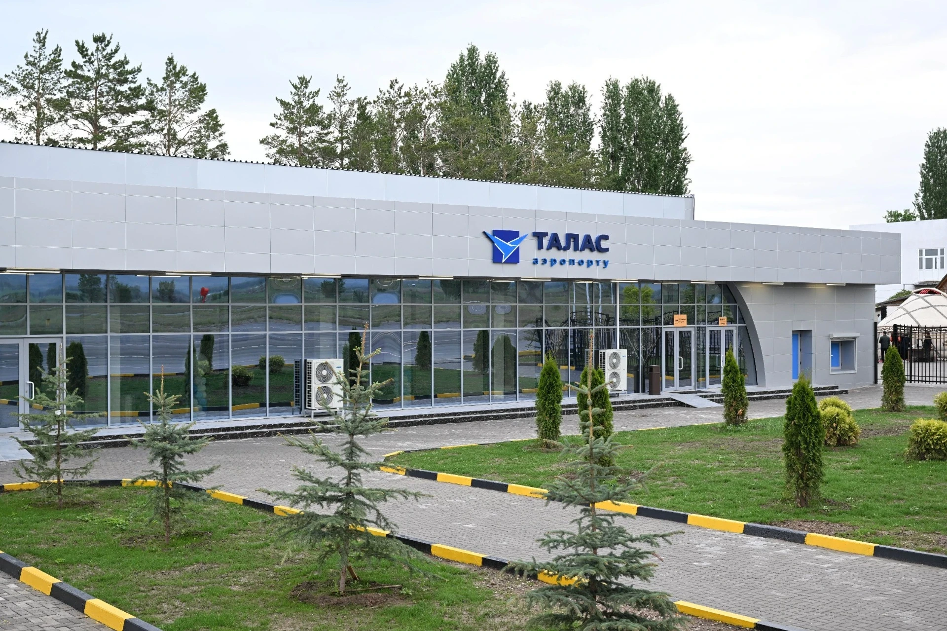 "Asman Airlines" has increased flights from Bishkek to Talas: price reduced and fixed