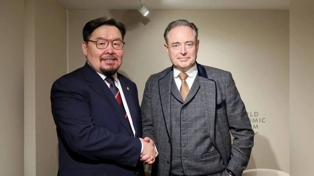 Премьер-министр Барт Де Вевер Монголияга барууга чакырылды