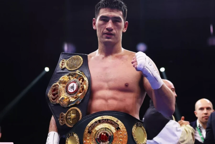 Дмитрий Бивол The Ring версиясы боюнча жылдын мыкты боксчусу наамына талапкерлердин арасында