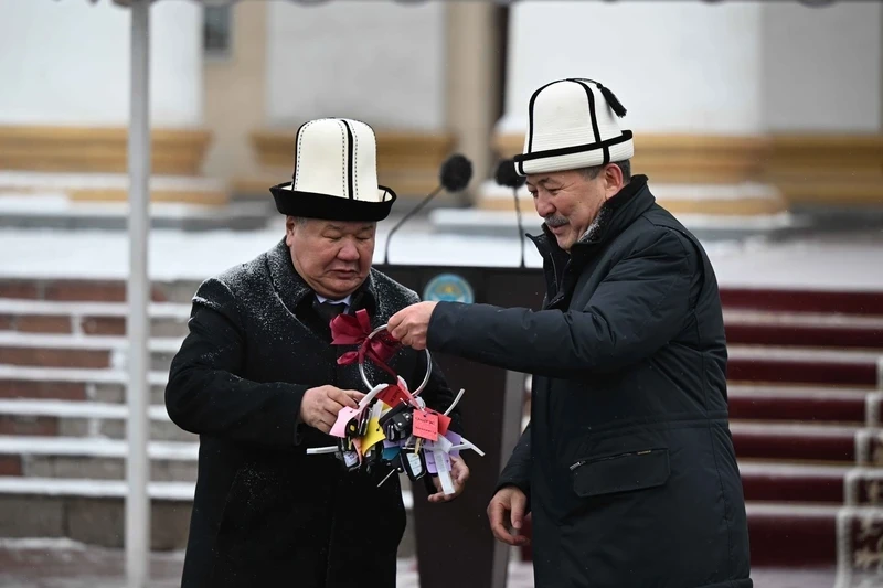 Минэнерго 37 бирдик атайын техниканы 145,8 млн сомго өткөрүп берди