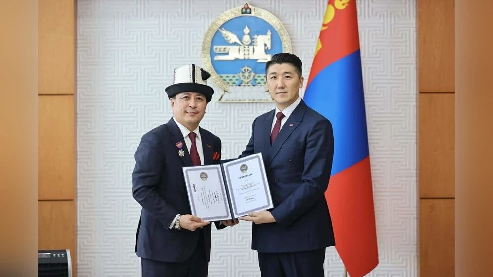 The Ambassador of Kyrgyzstan Awarded the "Nayramdal" Medal