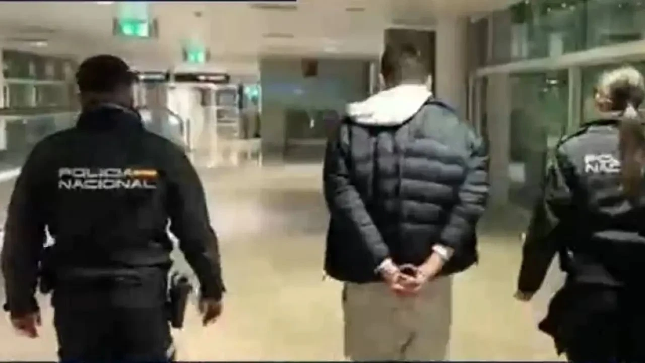 Spain extradited to Kazakhstan a former customs officer who fled three years ago