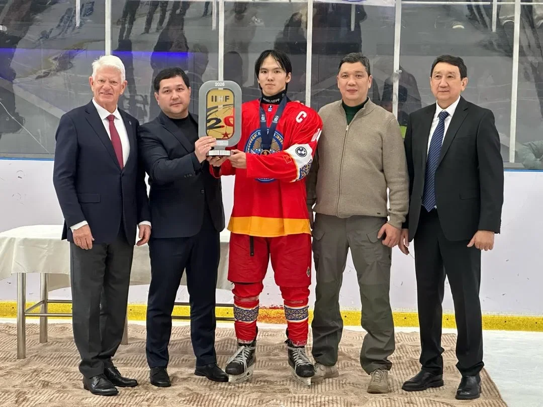 The youth national team of Kyrgyzstan in hockey became the world champion