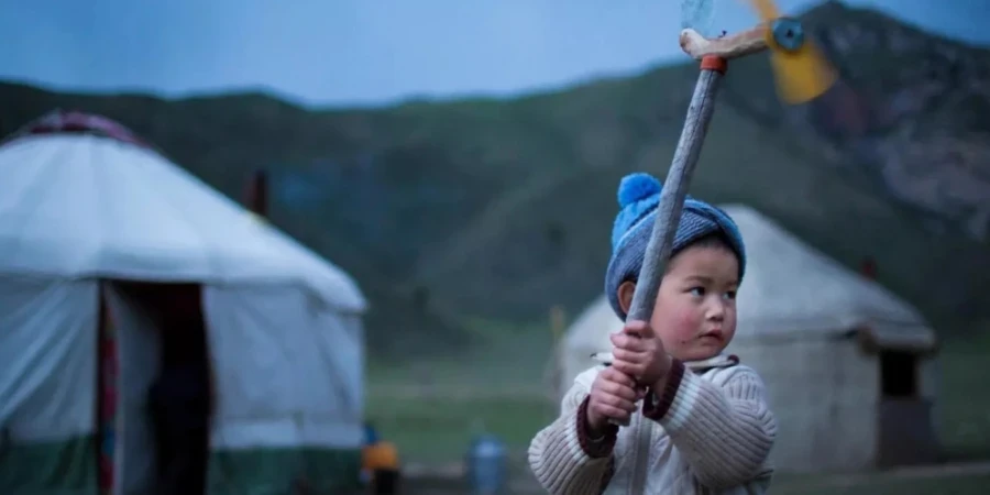 Mothers of multiple children will receive up to 2 million soms under the "Bala Bereke" program