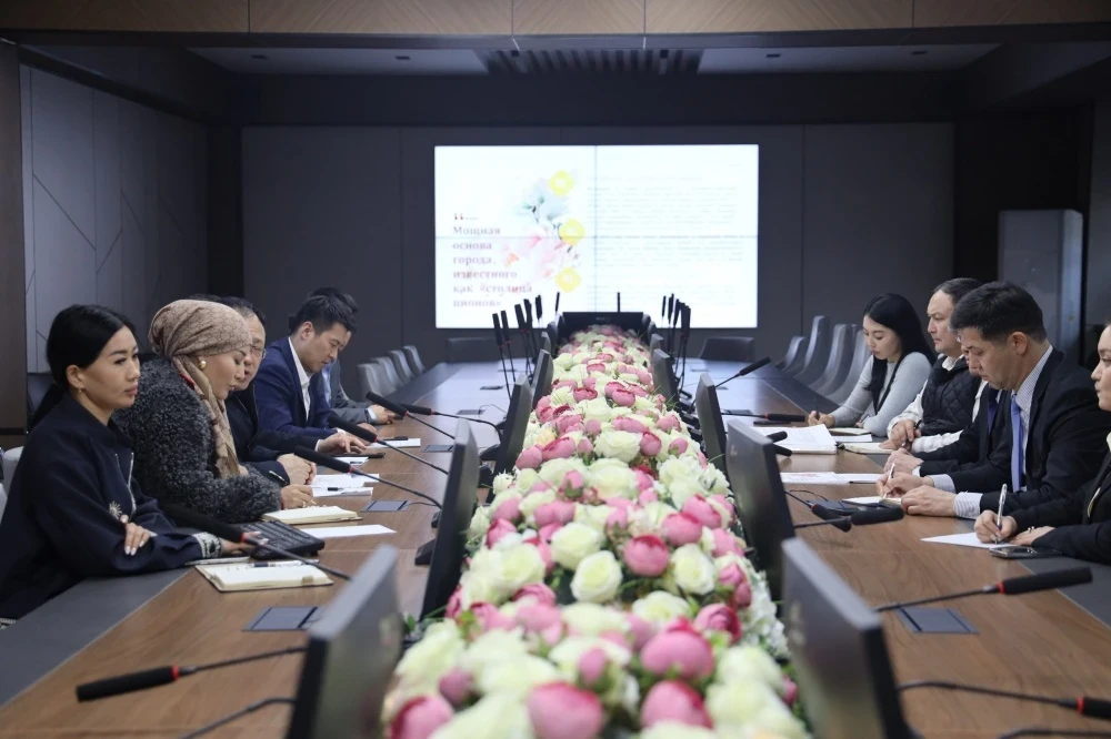 Kyrgyzstan and China Discuss the Creation of a Floral Cluster