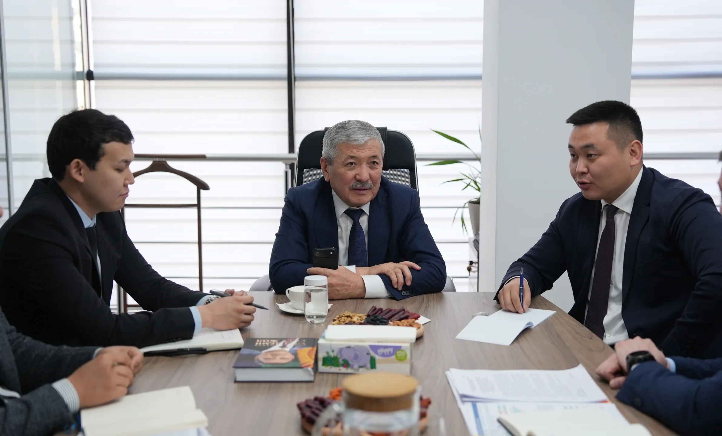 Adylbek Kasymaliev Familiarized Himself with the Activities of the National Investment Fund of the Kyrgyz Republic