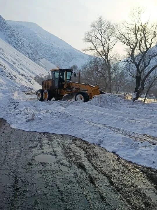 An avalanche occurred on the alternative route North - South