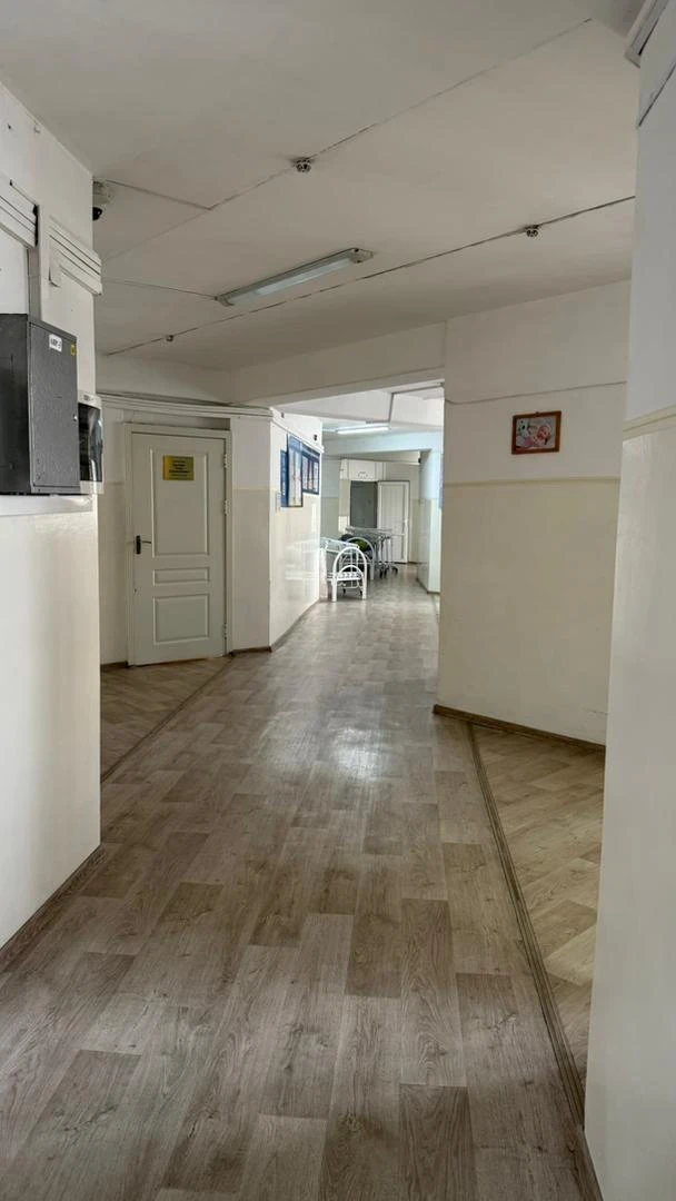 The burden is growing. Ministry of Health of Kyrgyzstan on the photograph of mothers in the corridors of the maternity hospital