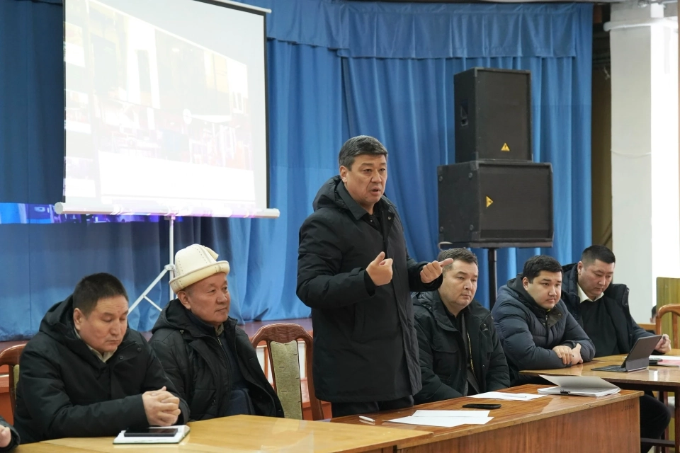 Майлуу-Сууй лампалар заводи: өкмөттүн выезддик жыйынында эмне чечилди