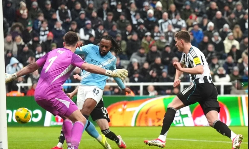 Semeno led "Manchester City" to victory over "Newcastle" in the League Cup
