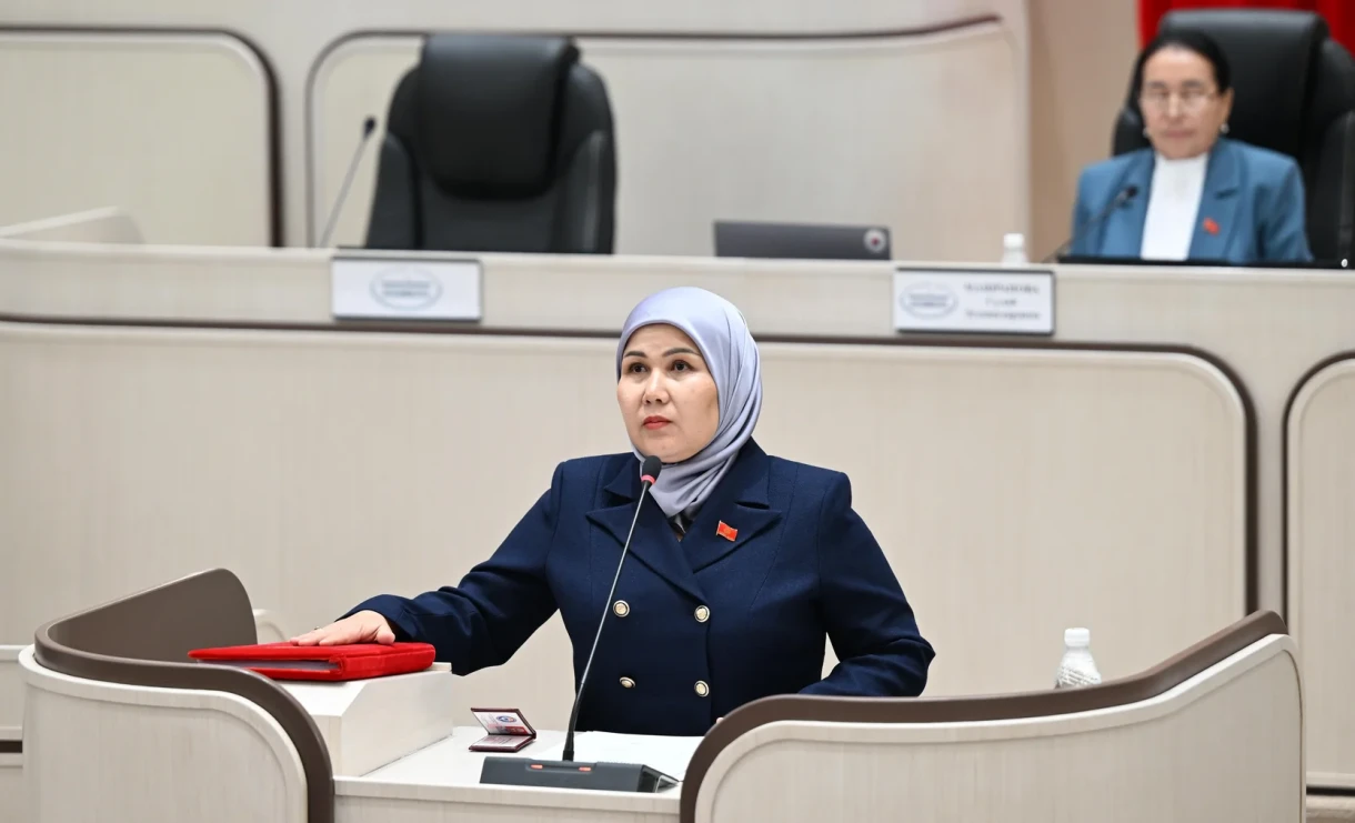 The deputy raised the issue of school construction and the status of the village in the Osh region.