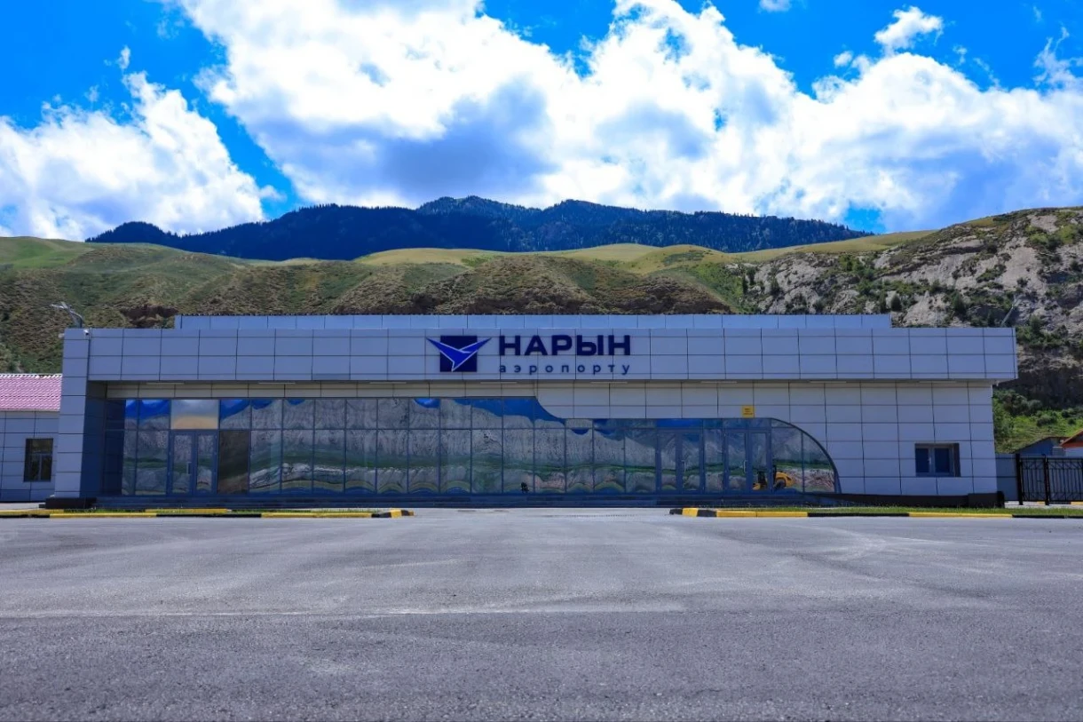 «Асман Эйрлайнс» Нарынга каттамдардын санын көбөйтүп, баасын бекитти