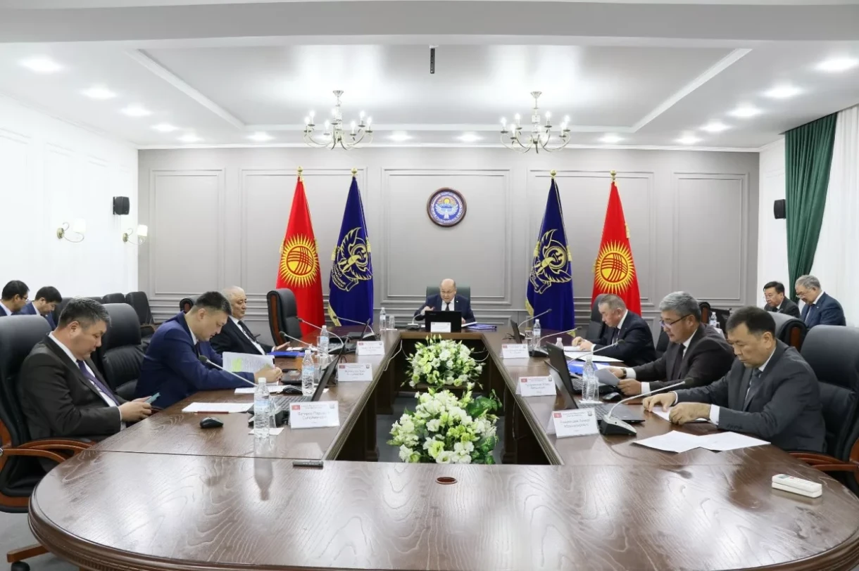 The Audit Chamber of Kyrgyzstan Reveals Financial Violations in the Ministry of Transport