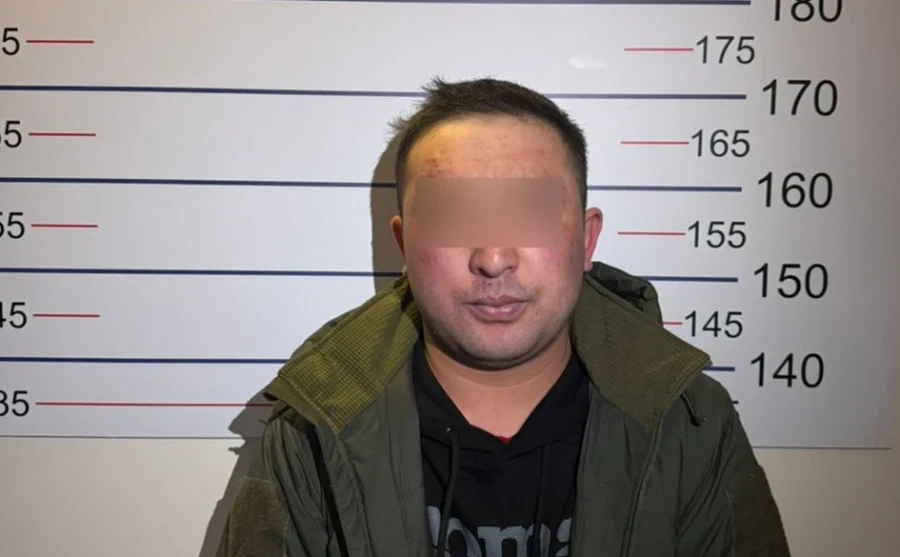 In Bishkek, a blackmailer was detained for demanding a debt "for a girl"