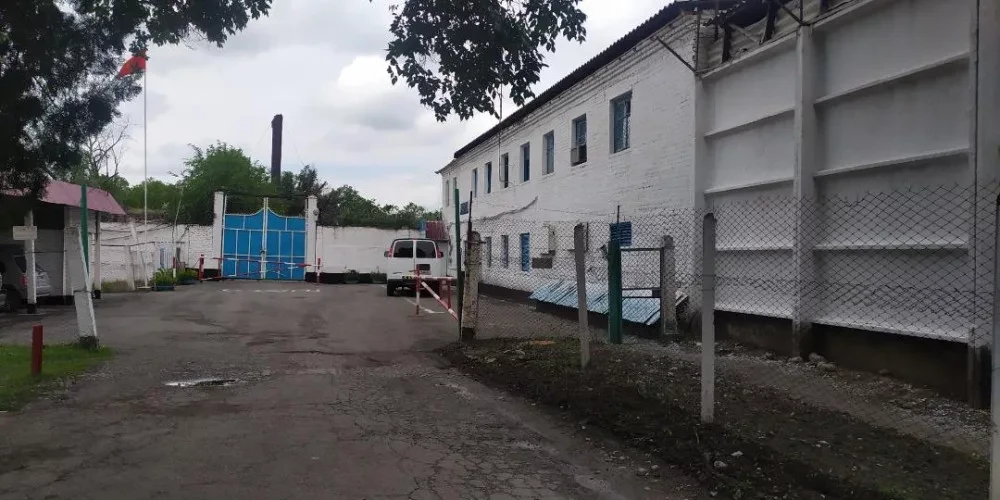 В Кыргызстане принято решение о ликвидации последних шести колоний-поселений