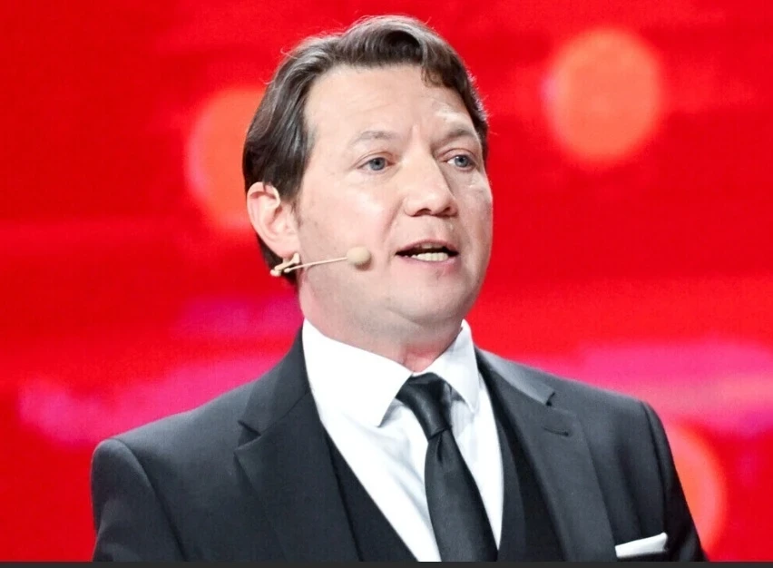 Черданцев ИИ спорт комментаторлорду алмаштыра албайт деп билдирди