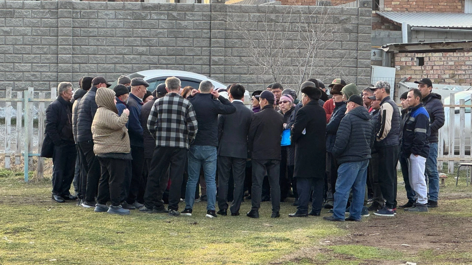 Residents of the village of Kok-Zhar are concerned about the construction of the southern bypass road