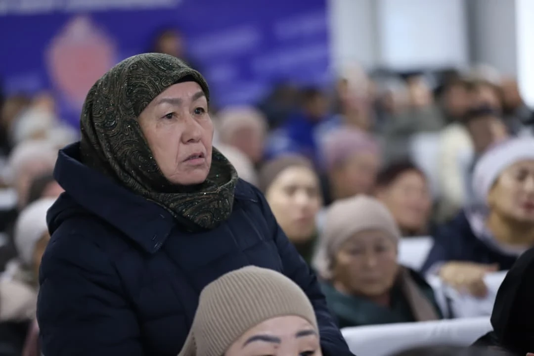 A meeting was held in Manas with victims of the construction company "Dastan Kurulush"