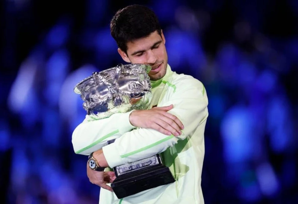 Карлос Алькарас увековечит татуировкой победу над Джоковичем