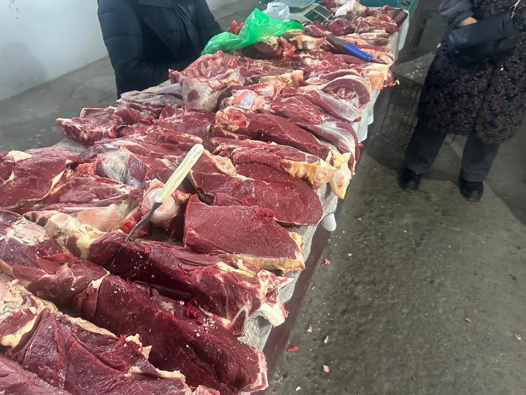 В Московском и Айтматовском районах прошли сельхозярмарки