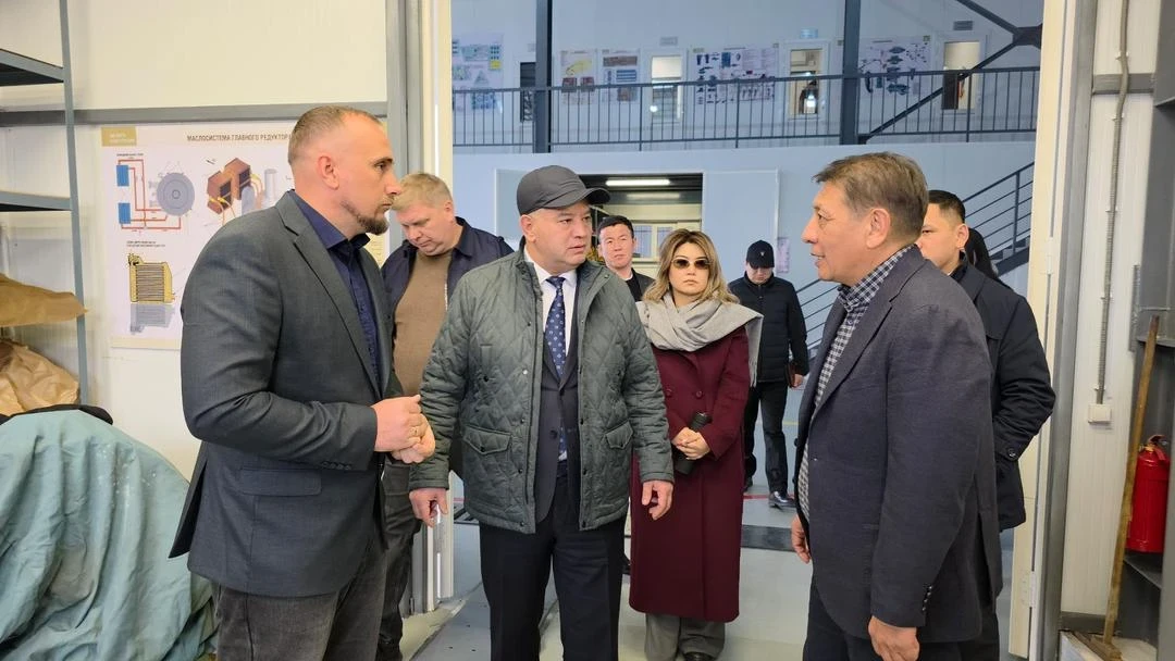 Реализацию авиационного проекта в СЭЗ «Бишкек» проверил глава НАИ