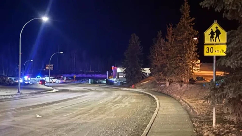 As a result of a shooting at a school in Canada, 10 people died