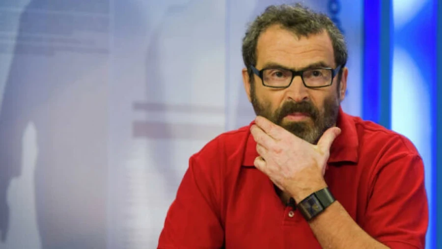 Arkady Dubnov: A heated phone conversation took place between Zhapаров and Tashiev on the eve of the resignation