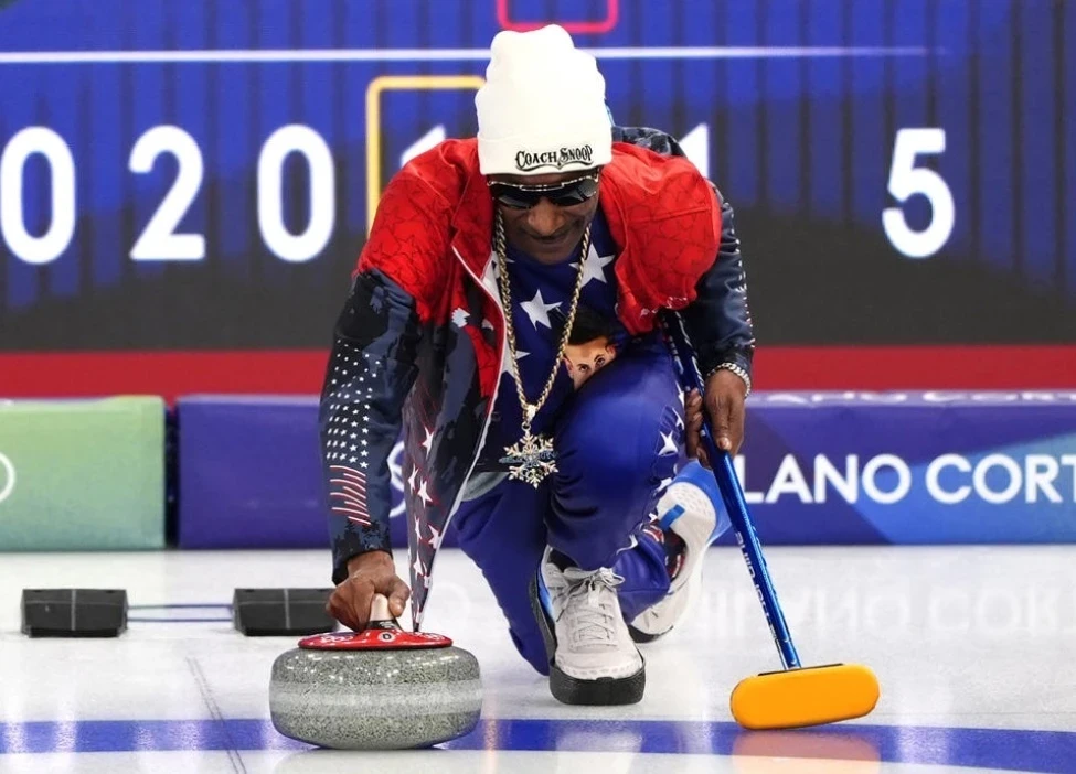 Снуп Догг биринчи жолу Swansea.com стадионунда клубдагы үлүшүн сатып алгандан кийин болот