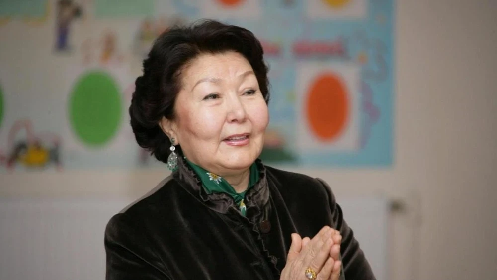 The press secretary of Nursultan Nazarbayev reported that Sara Nazarbayeva had a massive myocardial infarction.
