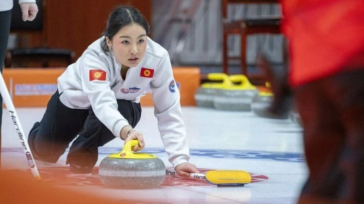 Schoolchildren from Kyrgyzstan participated in a curling tournament in China