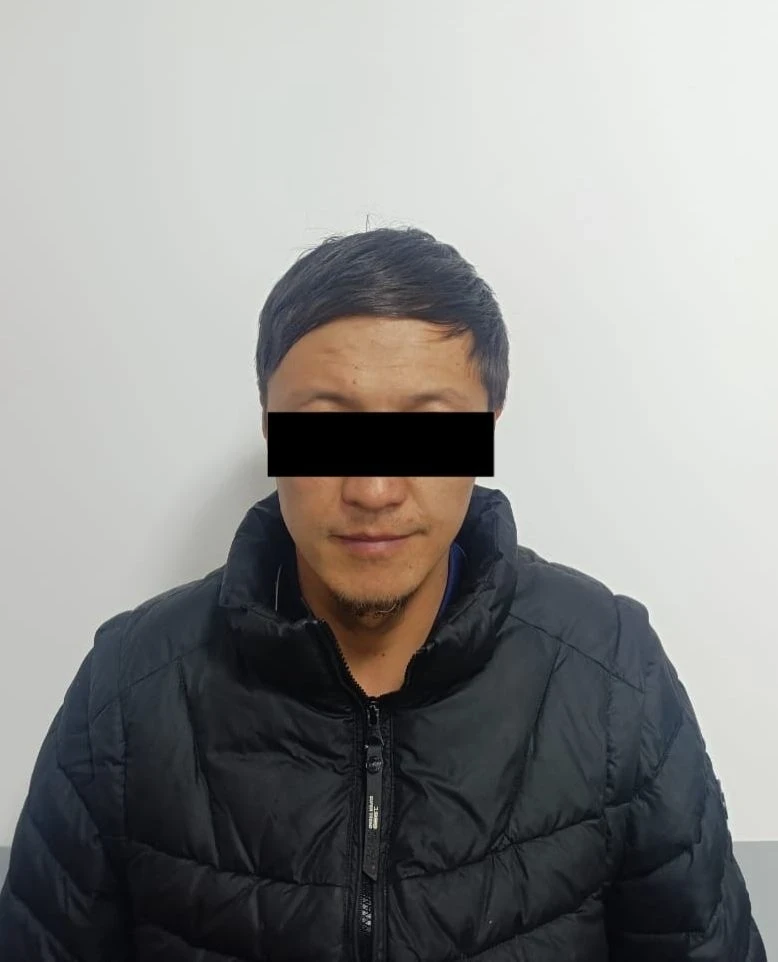 A Bishkek resident was deceived out of a large sum of money. Suspects detained.