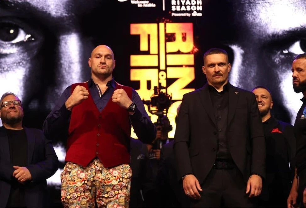 Тайсон Фьюри возвращается в бокс и нацелился на реванш с Усиком