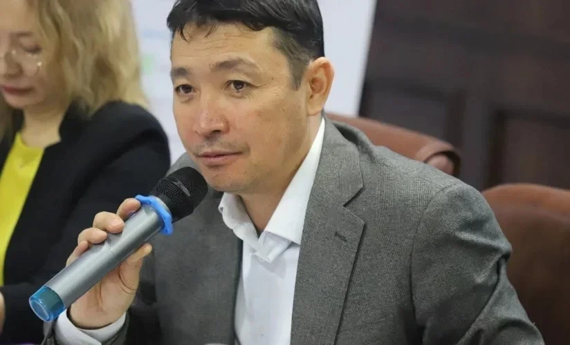 Zhumagulov: The President's Appeal to the Constitutional Court Transferred the Controversial Issue of Elections from the Political Arena to the Legal Sphere