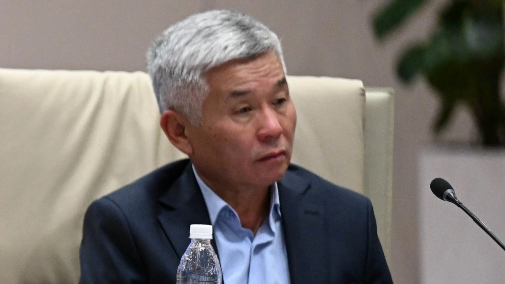 Бектур Зулпиев президенттин ЖКдагы ыйгарым укуктуу өкүлү болуп дайындалды