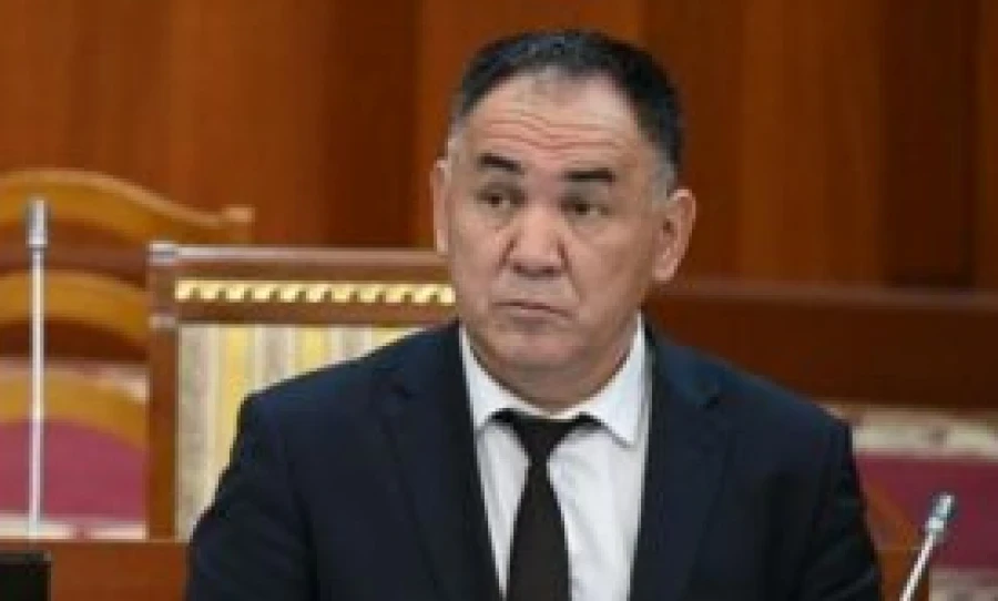 Касымалиев президенттин жана өкмөттүн өкүлүн Жогорку Кеңеште алмаштырды