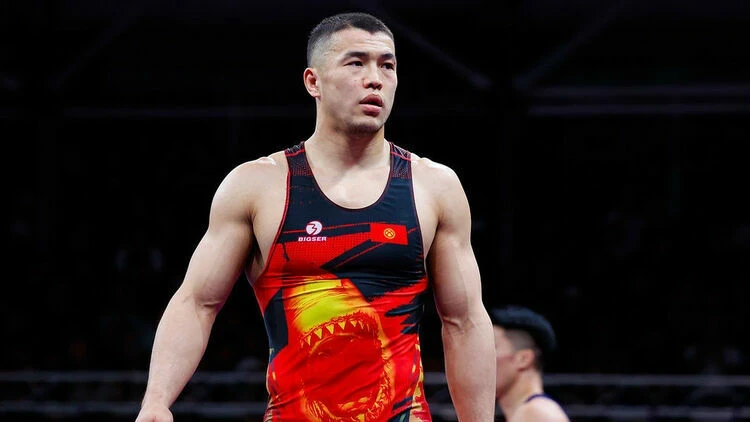 Wrestler from Kyrgyzstan Akjol Makhmudov won at the international tournament Super 4 Wrestling