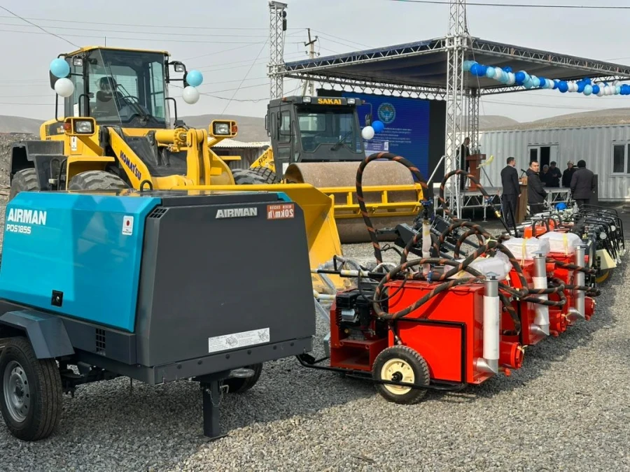 Japan transferred 43 units of road equipment to Kyrgyzstan for the Batken region