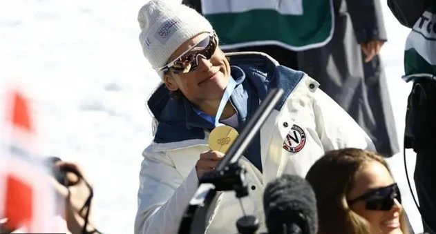 Norwegians break records, Canadians win their first gold. Highlights of the ninth day of the Olympics